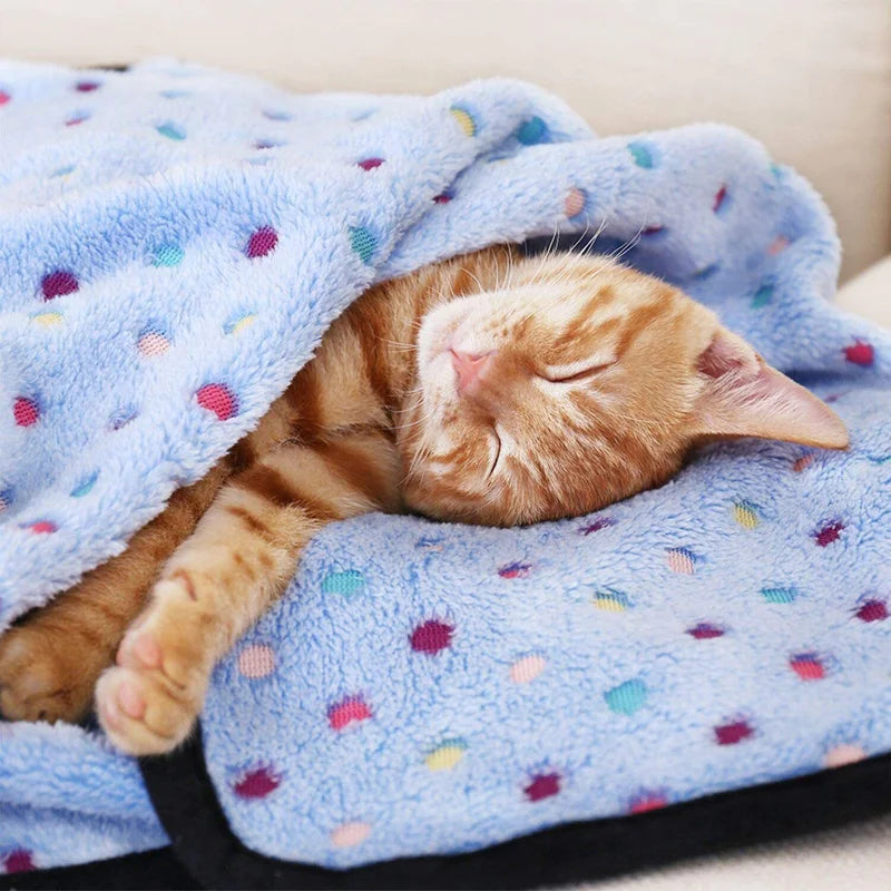 Soft Fluffy Pet Blanket Dot Pattern Cozy for Cats Dogs