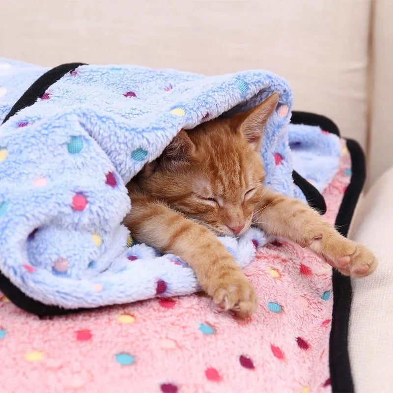 Soft Fluffy Pet Blanket Dot Pattern Cozy for Cats Dogs
